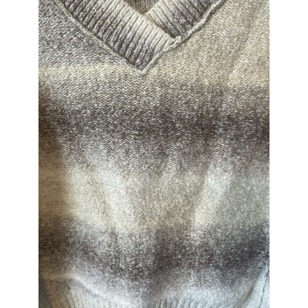 SO Women's Sweater Ombre Vneck Knit S Beige Cream Soft warm cable knit fall - Picture 6 of 7